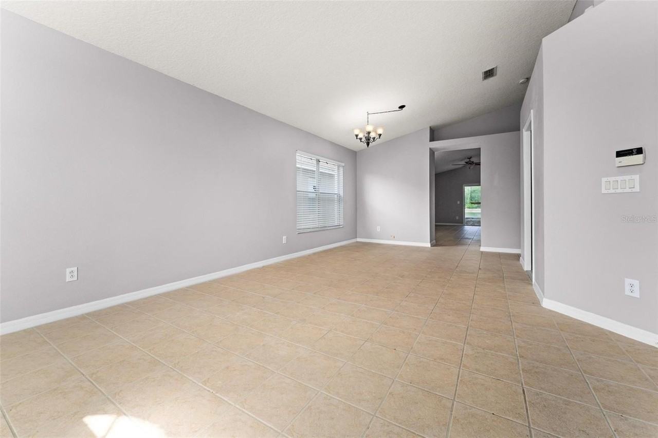 5201 Walnut Ridge Dr - Photo 7 of 43