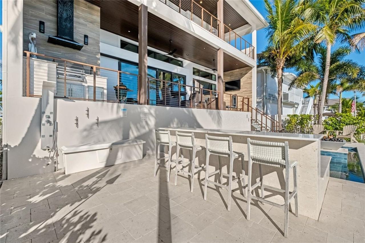 459 20th Ave - Photo 6 of 50