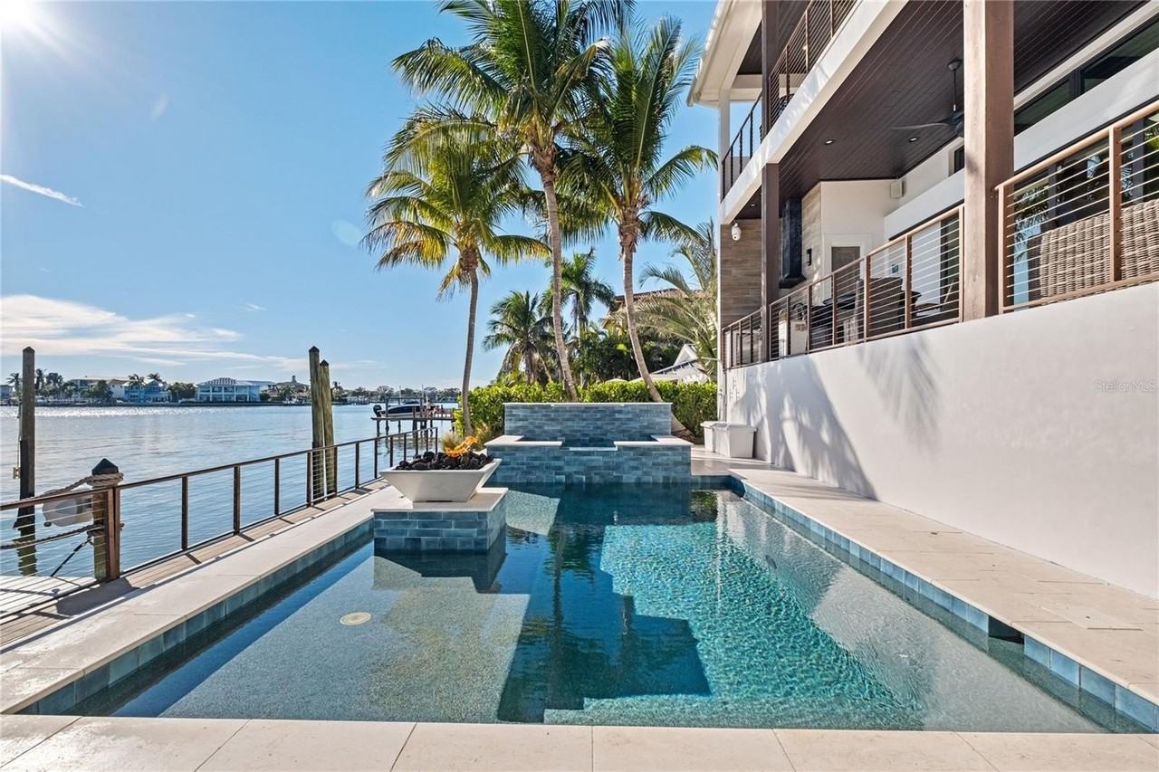 459 20th Ave - Photo 7 of 50