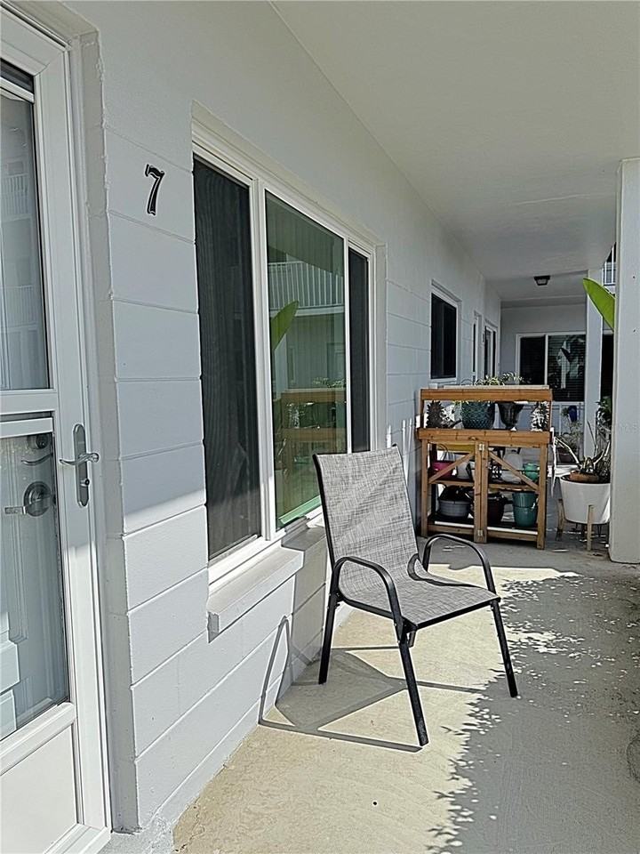 2001 World Parkway Blvd #7 - Photo 2 of 48