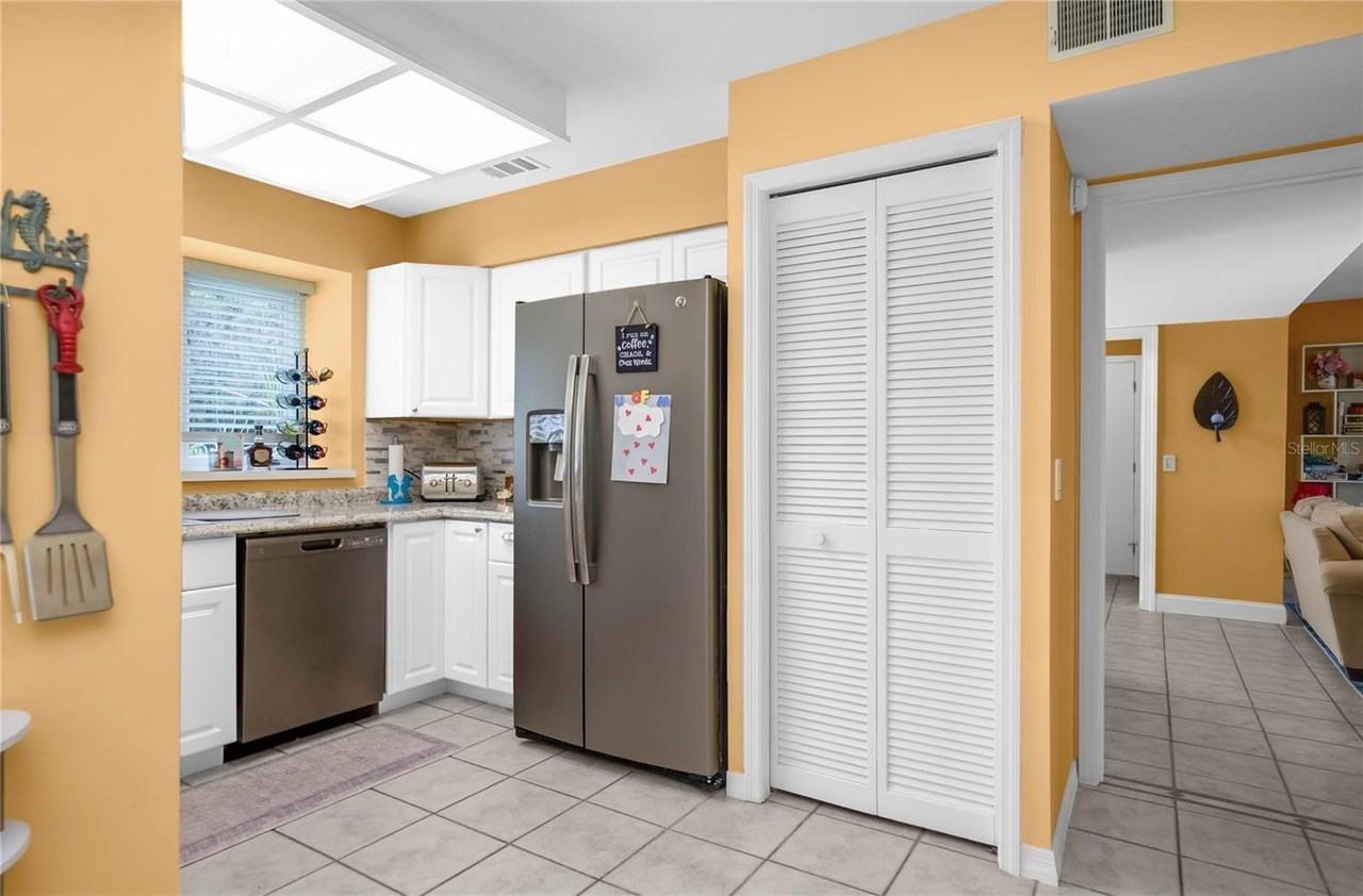 28 River Trail Dr - Photo 7 of 35