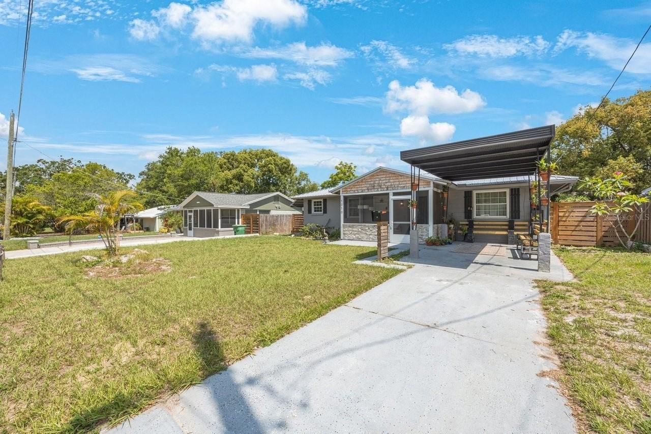 1010 E Fern St - Photo 2 of 40