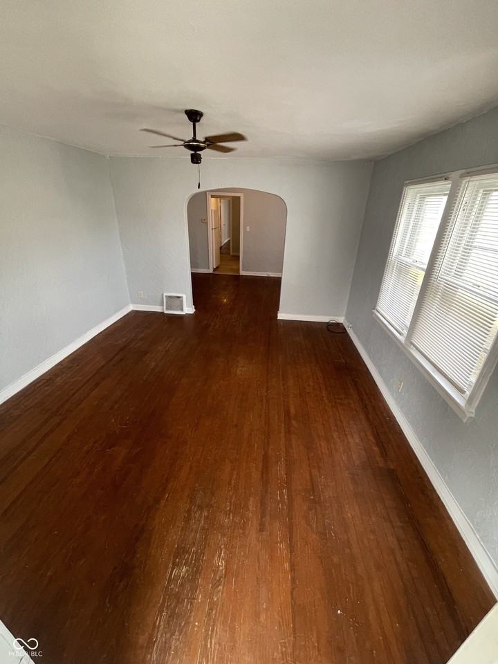 5324 Winthrop Ave - Photo 2 of 14