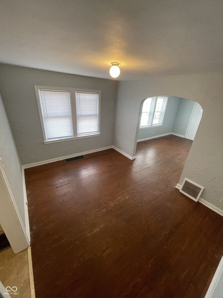 5324 Winthrop Ave - Photo 5 of 14