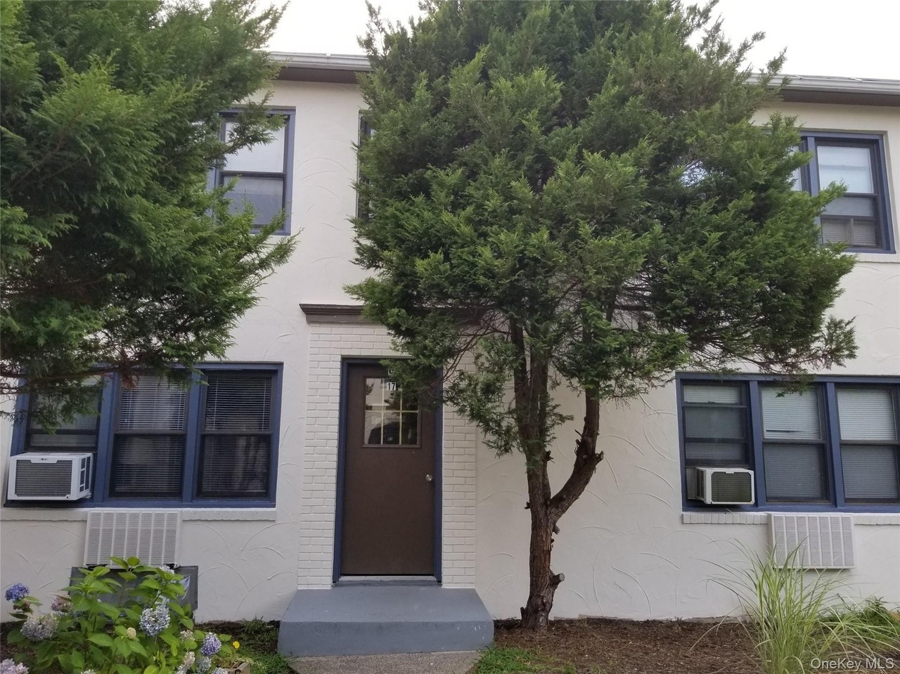 17 Cornelison Ave Apt C-3 #C3 - Photo 2 of 18