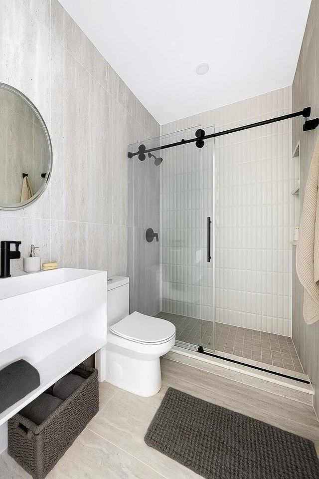 140 Moffat St Apt 2 #2 - Photo 6 of 8