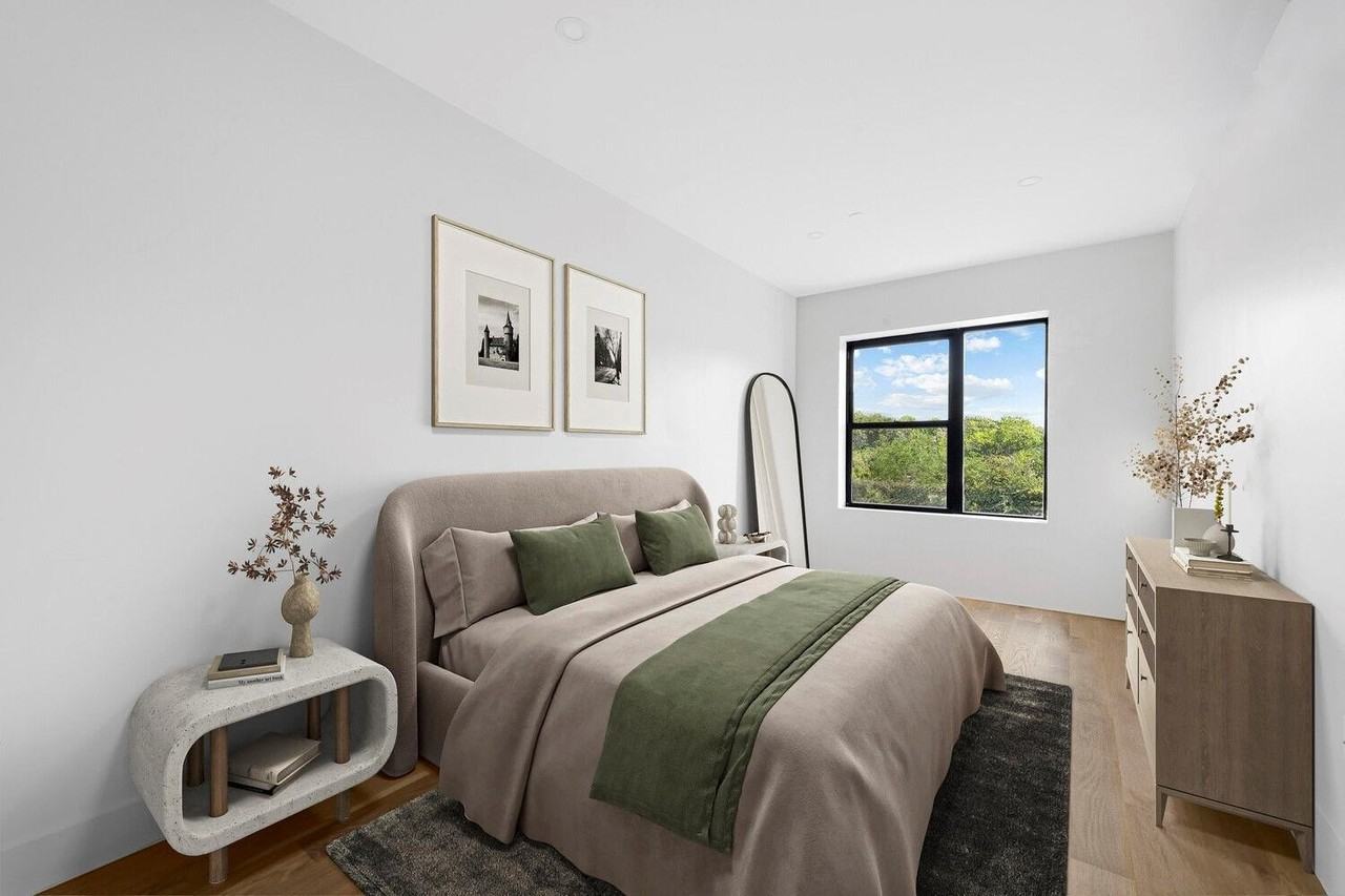 140 Moffat St Apt 2 #2 - Photo 7 of 8