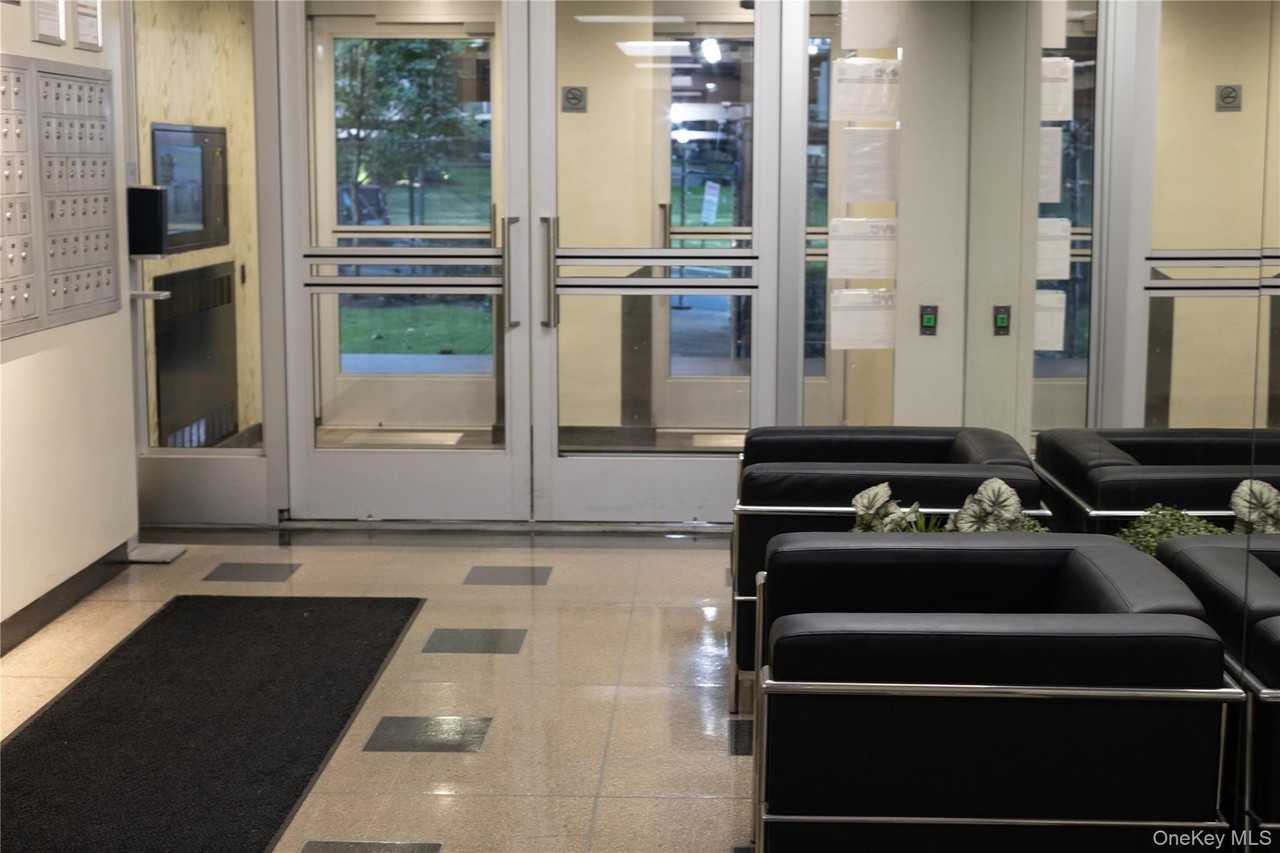 5 Fordham Hill Oval Apt 12b #12B - Photo 2 of 8