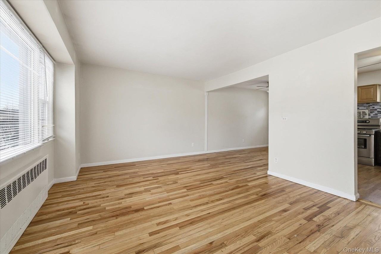 580 Georgia St - Photo 5 of 28