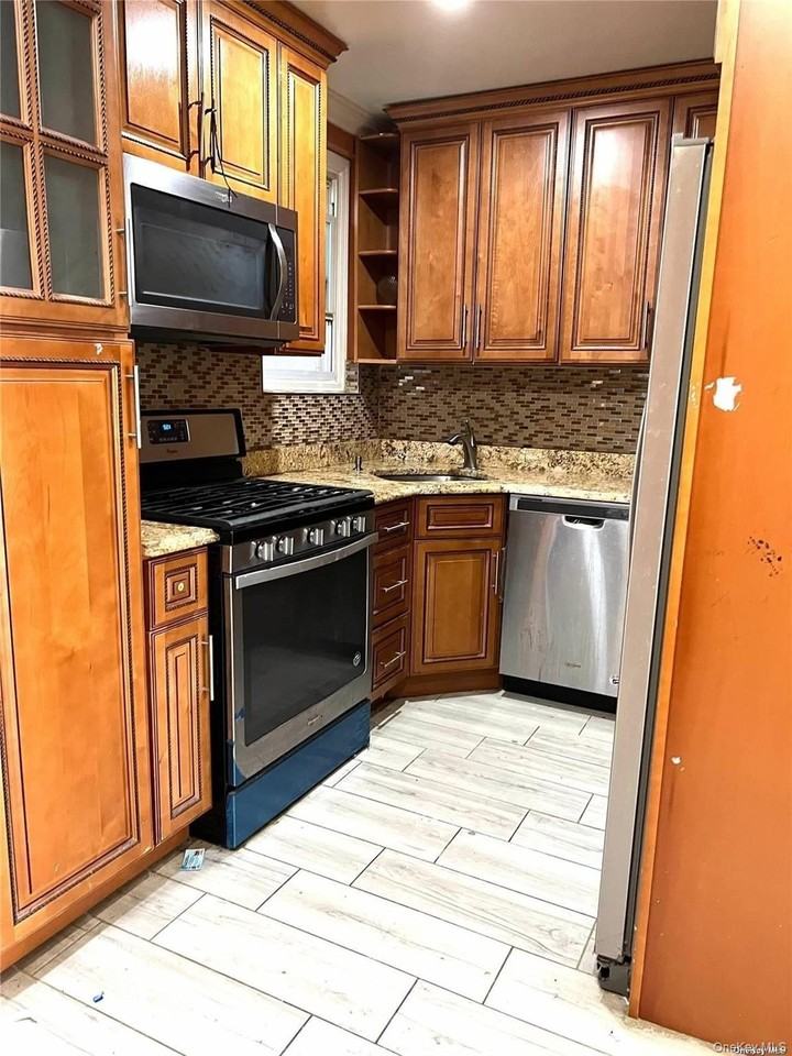 7815 32nd Ave Unit 1 #1 - Photo 3 of 7