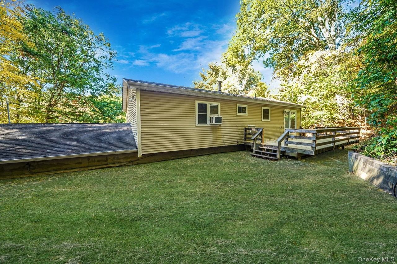 68 Old Sylvan Lake Rd - Photo 4 of 32