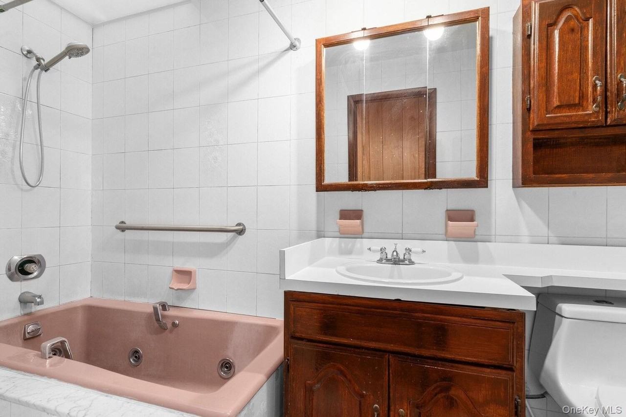 6048 Flushing Ave Unit 1 #1 - Photo 6 of 7