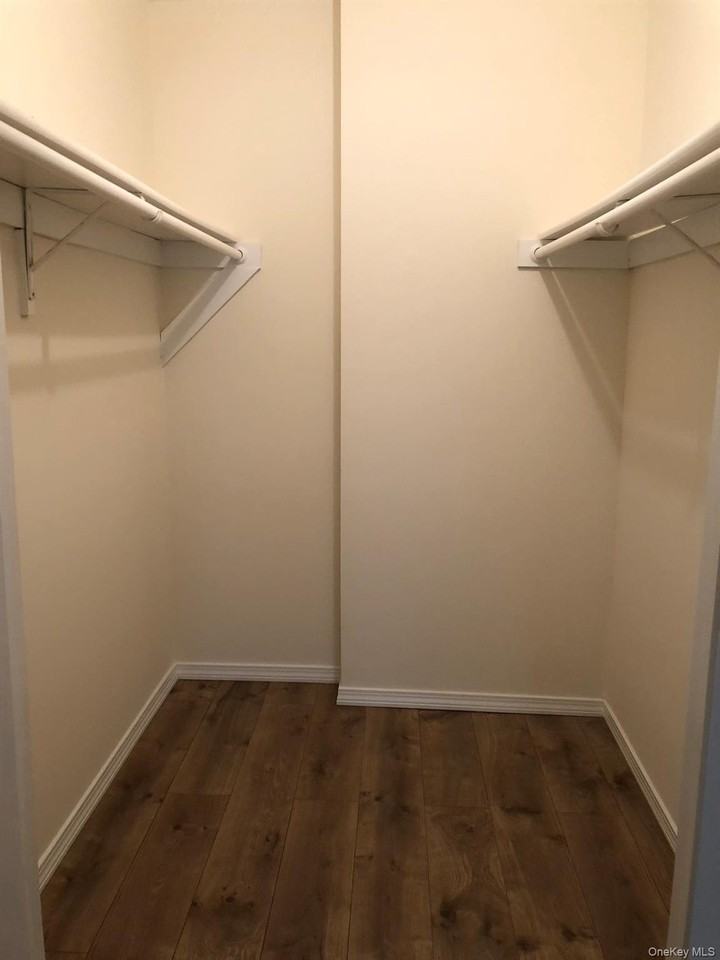 21 Scenic Vw - Photo 7 of 12