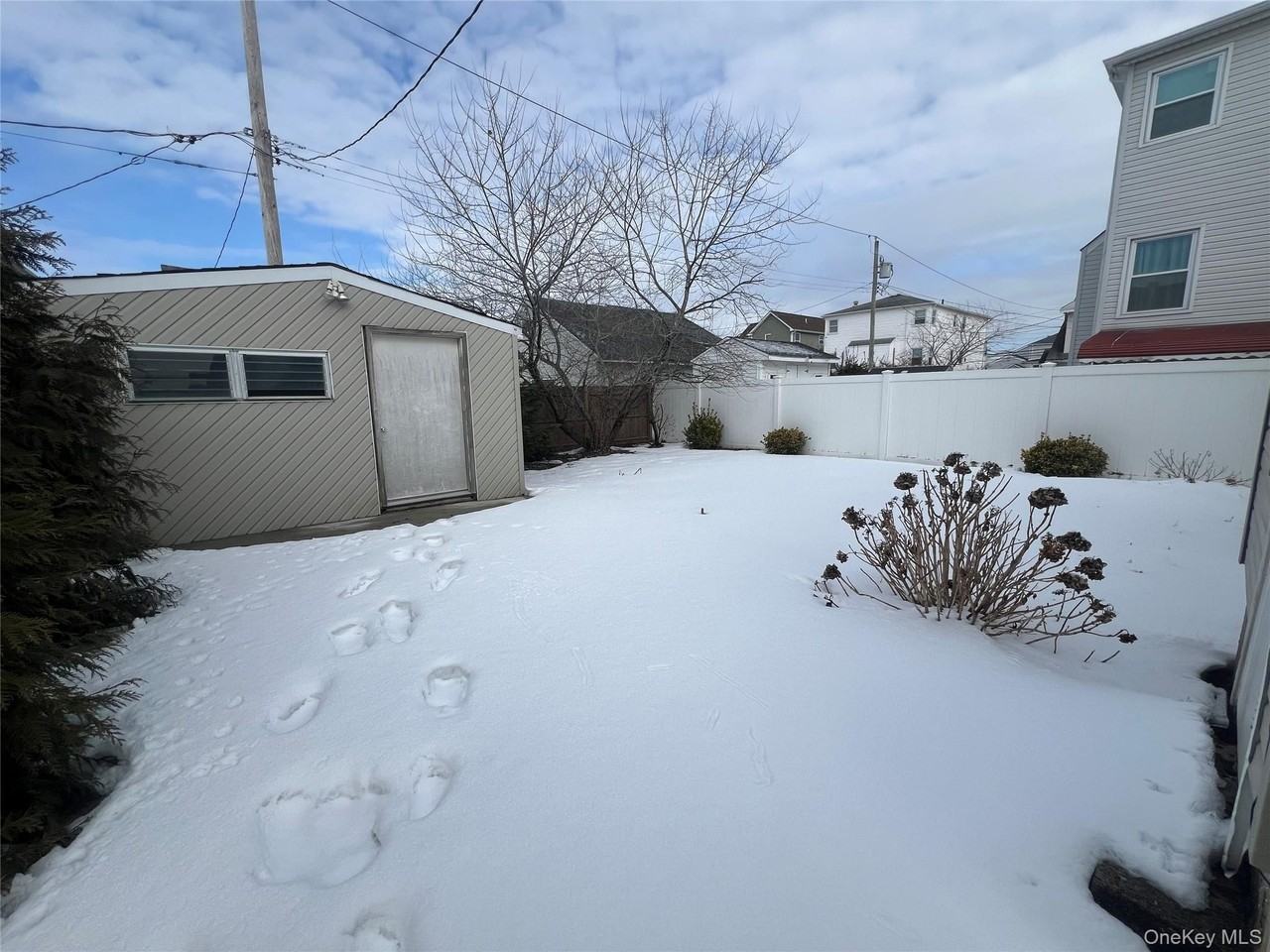 62 Warwick Rd - Photo 3 of 9