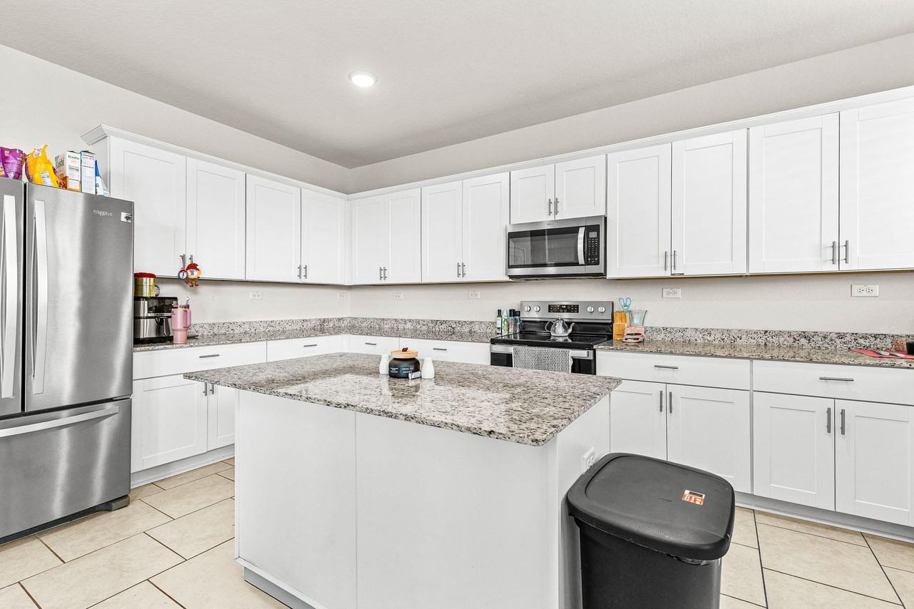 Braunig - Photo 2 of 12