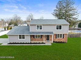 featured image of 1 Robin Dr