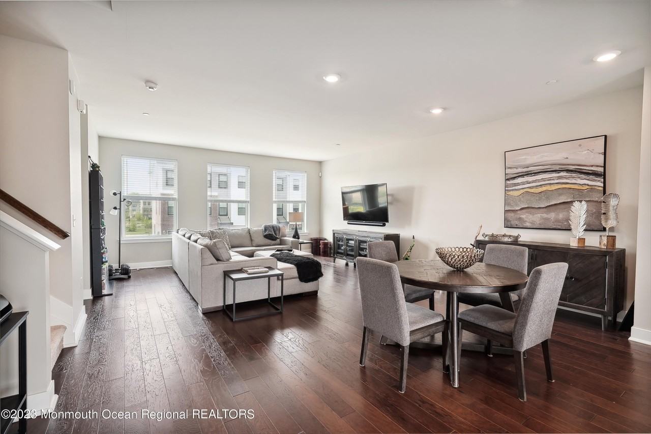 14 Kelly Way - Photo 6 of 29