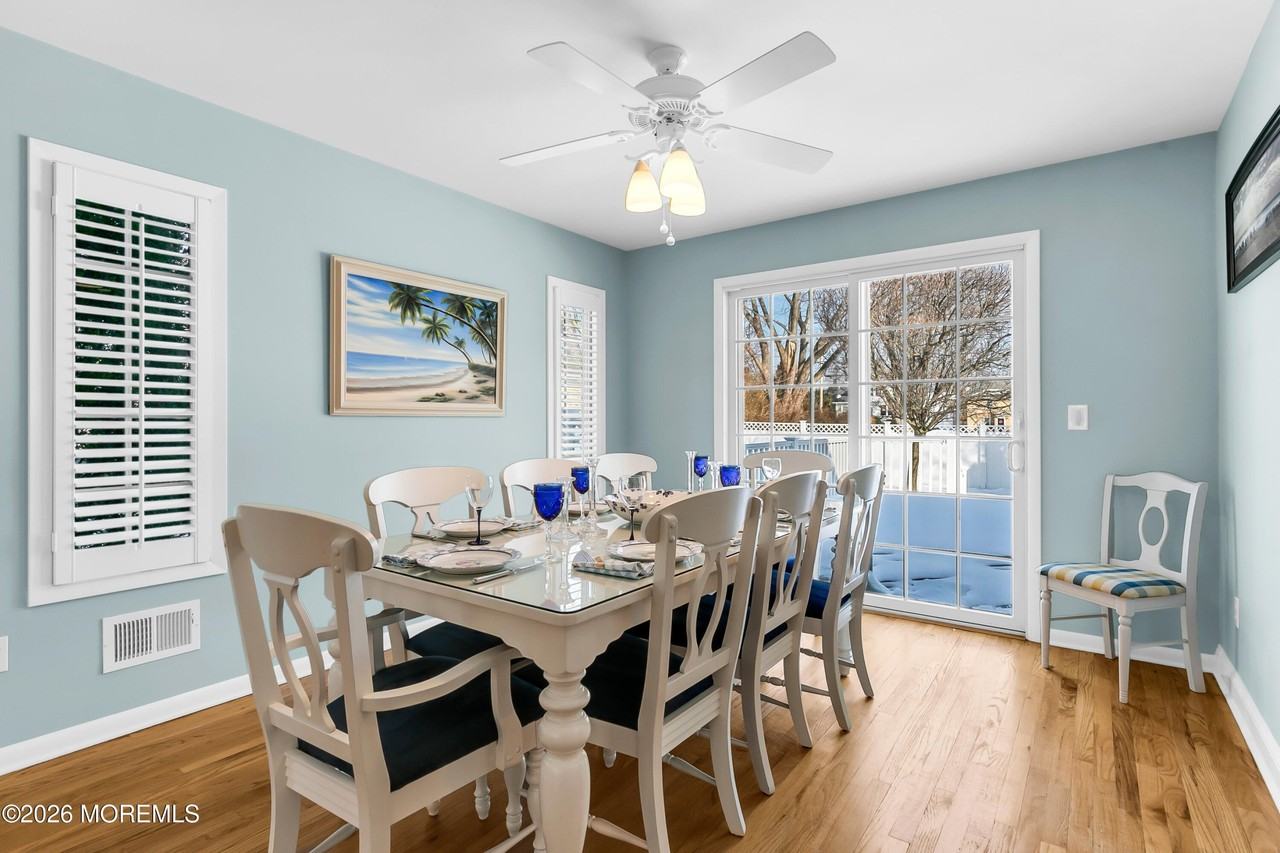 79 Riverdale Ave - Photo 6 of 26