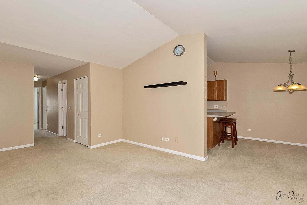 1187 N Red Oak Cir Unit 3 #3 - Photo 5 of 21