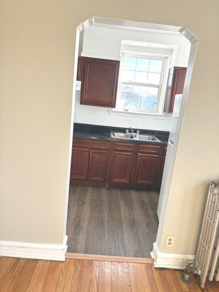 3908 N Central Ave Apt 3b #3B - Photo 4 of 10