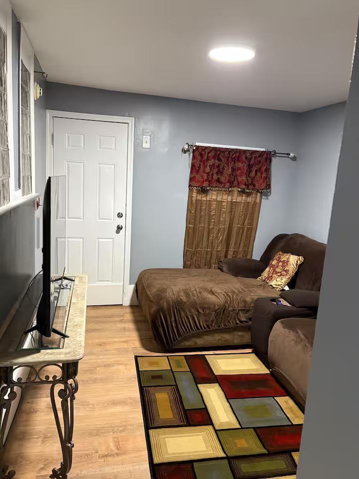 Monument St - Photo 6 of 25