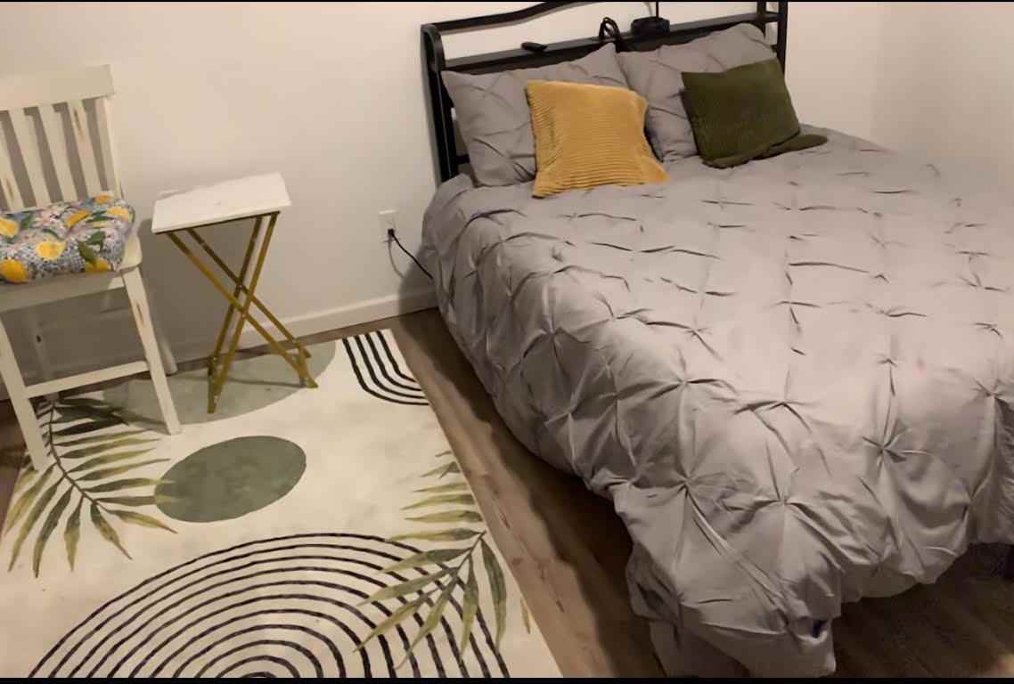 Carisbrook Ln - Photo 6 of 8