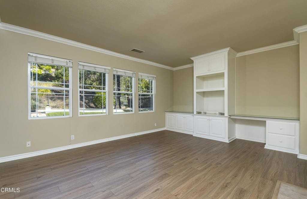 801 La Vina Ln - Photo 6 of 36