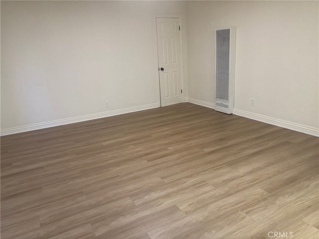 144 W Hillsdale St #2 - Photo 2 of 4