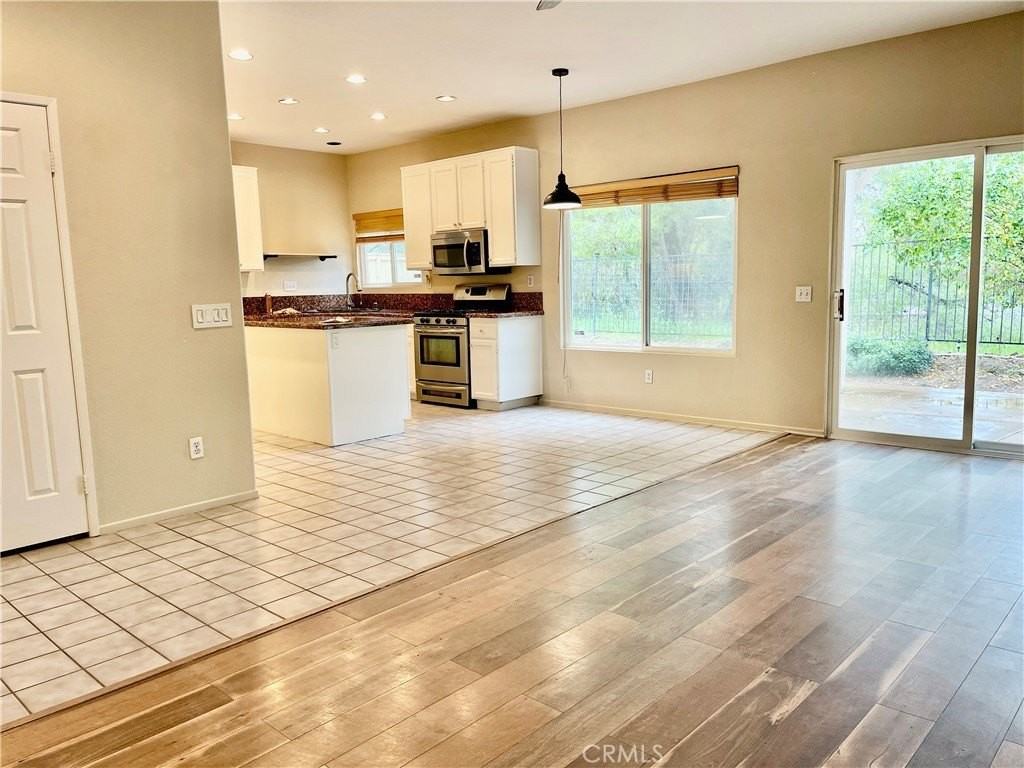 40794 Mountain Pride Dr - Photo 5 of 31