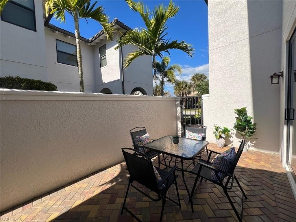 1326 Kendari Ter - Photo 5 of 40