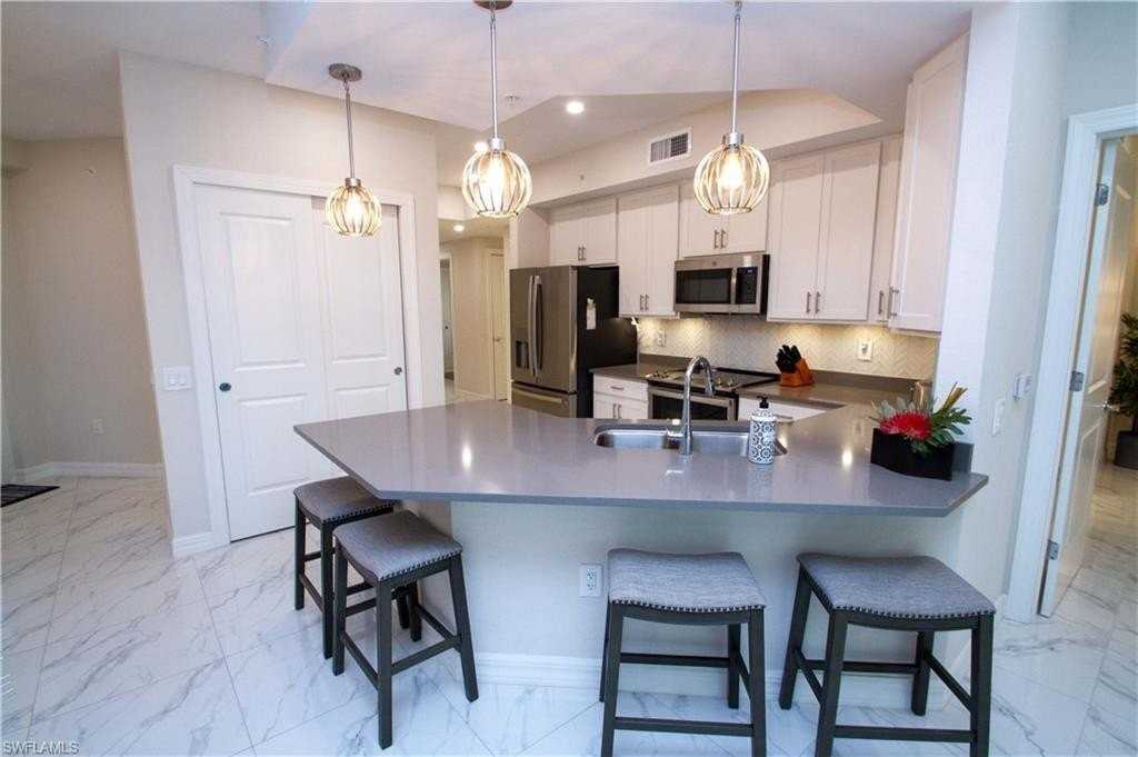 244 Indies Dr E #101 - Photo 4 of 47