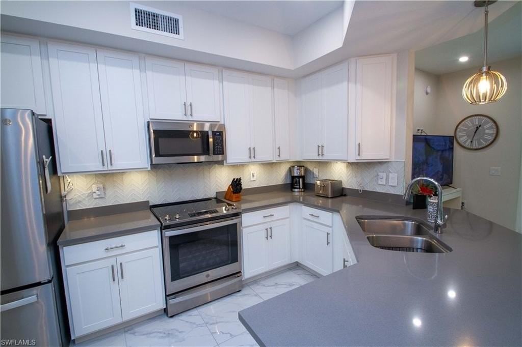 244 Indies Dr E #101 - Photo 7 of 47