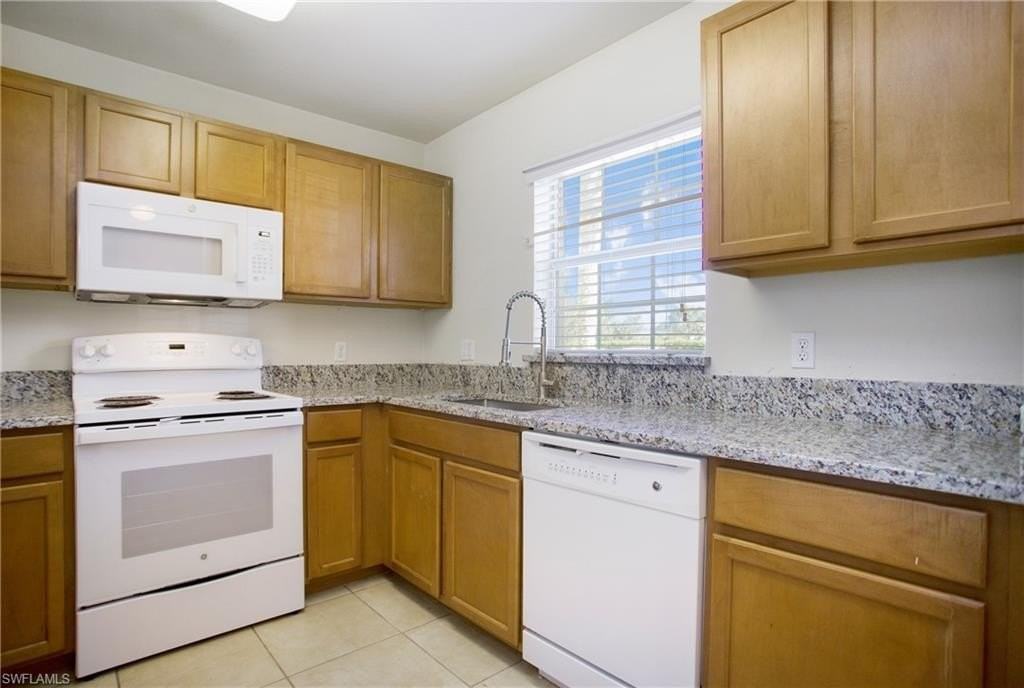 9089 Gervais Cir Apt 2004 #2004 - Photo 7 of 38