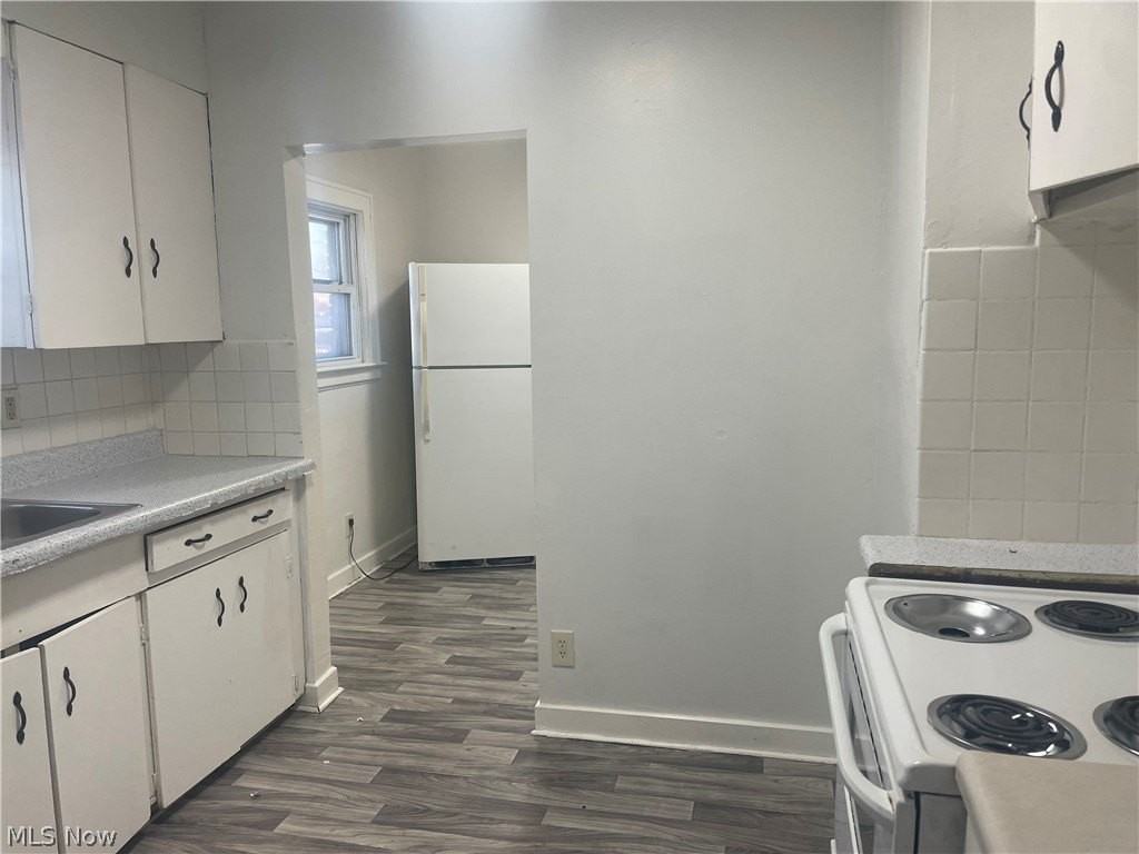 958 E Wilbeth Road unit: Lower - Photo 2 of 18