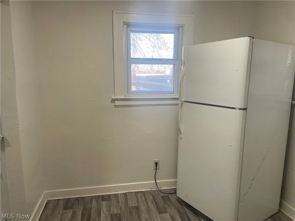 958 E Wilbeth Road unit: Lower - Photo 3 of 18