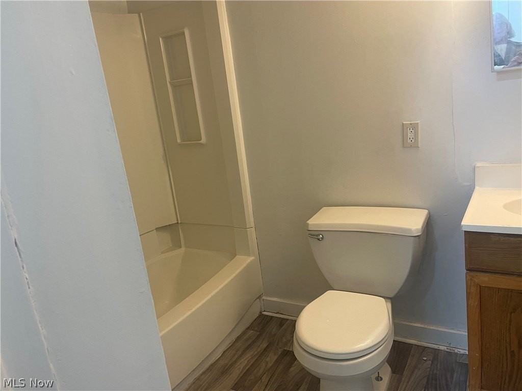 958 E Wilbeth Road unit: Lower - Photo 5 of 18