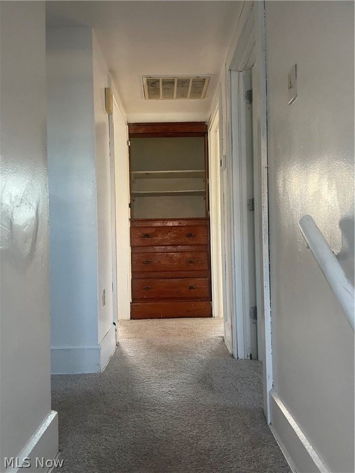 958 E Wilbeth Road unit: Upper - Photo 4 of 12