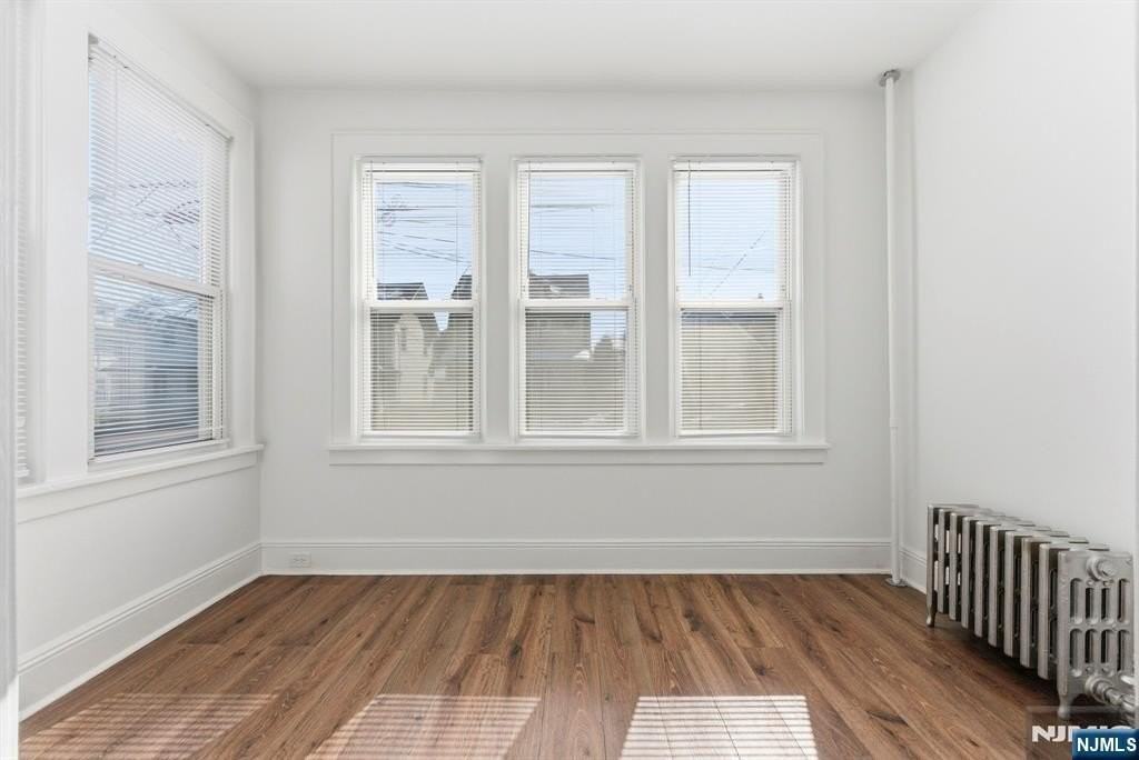 44 Piaget Ave - Photo 5 of 21