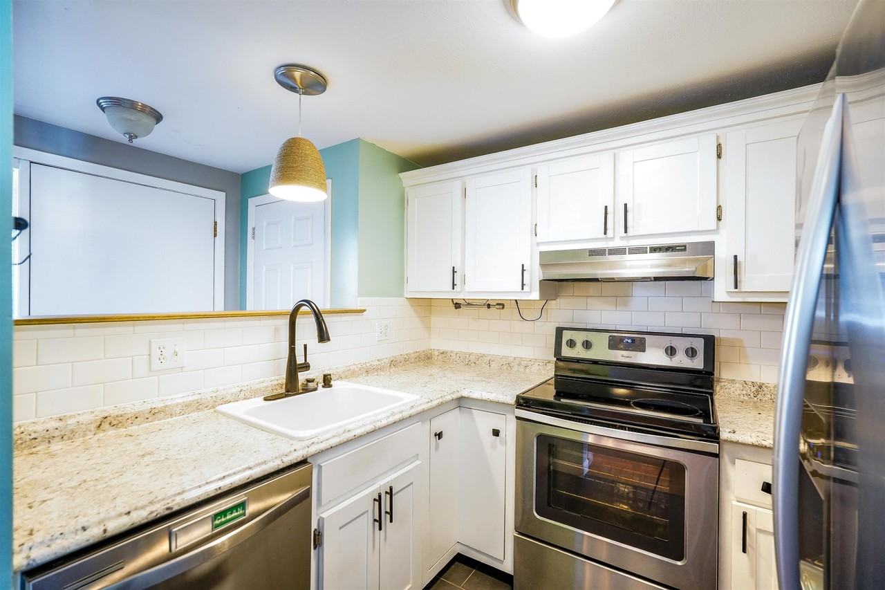 40 Spring Cove Rd - Photo 5 of 27