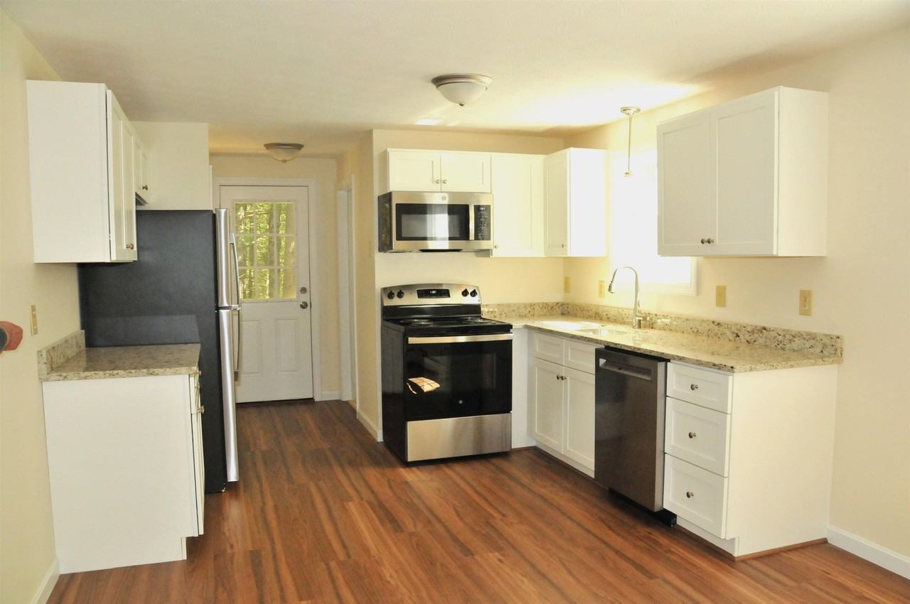 115 Highrock Rd #A - Photo 4 of 24