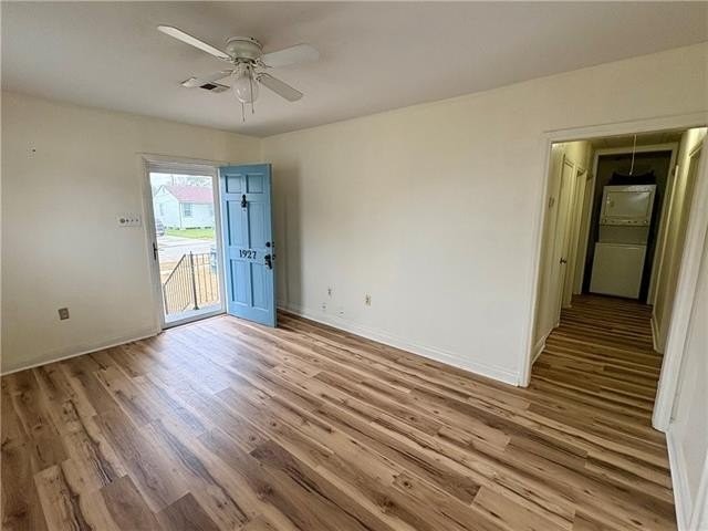 1927 Kentucky Ave - Photo 3 of 13