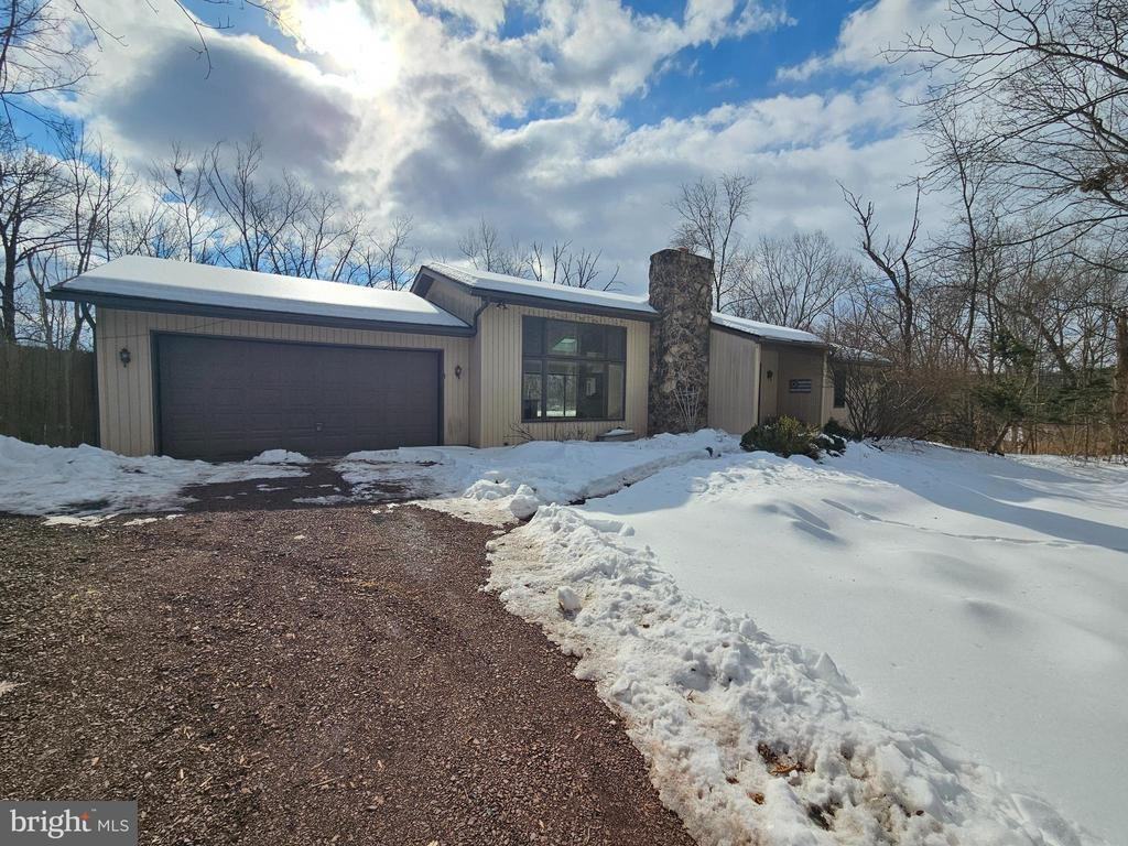 3052 Funks Mill Rd - Photo 2 of 23