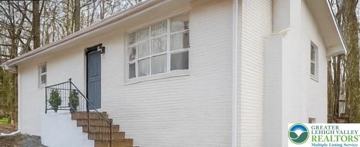 featured image of 104 Iowa Trl