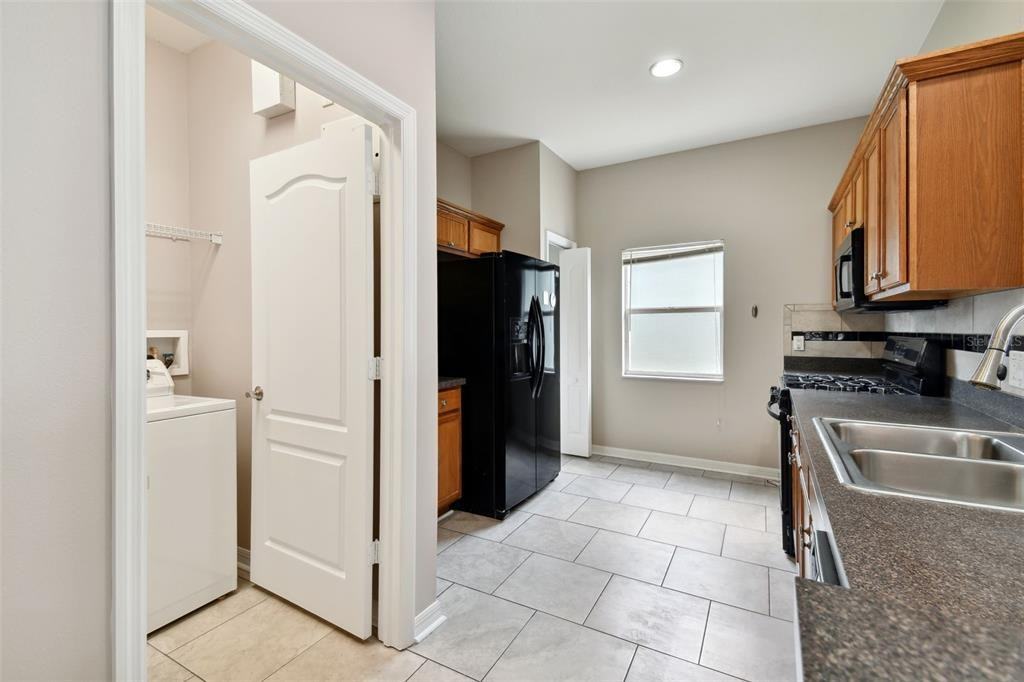 20168 Bay Cedar Ave - Photo 6 of 50