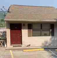 featured image of 205 4th St