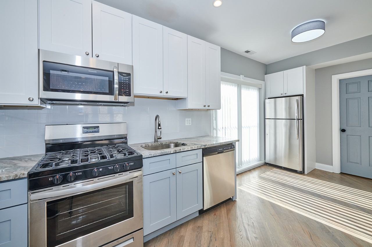 5709 W Seminole St ##1 - Photo 4 of 15