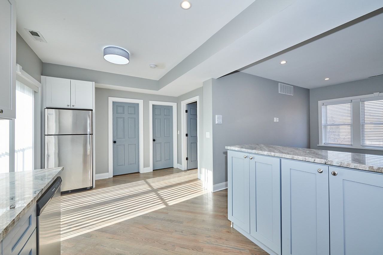 5709 W Seminole St ##1 - Photo 5 of 15