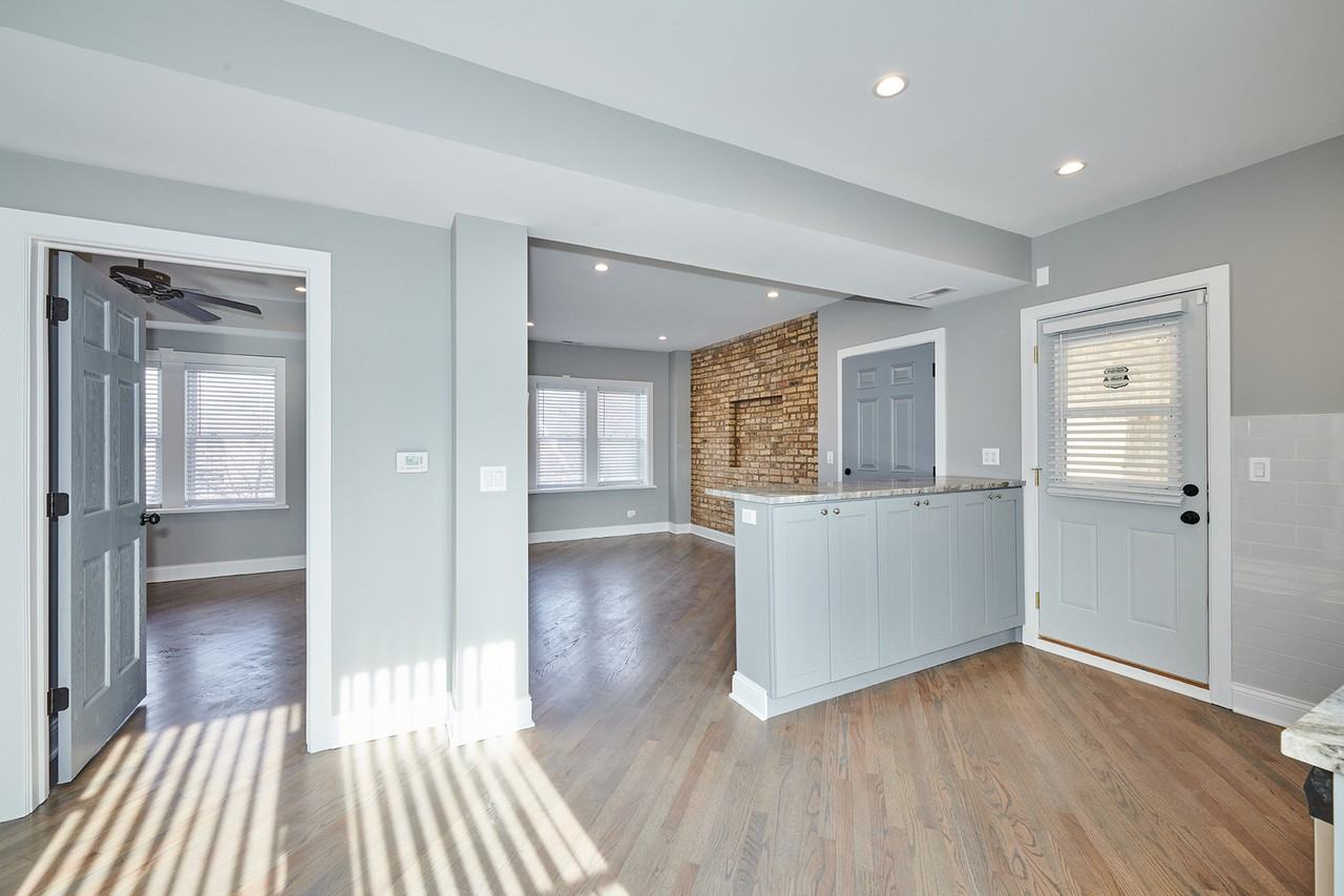 5709 W Seminole St ##1 - Photo 7 of 15