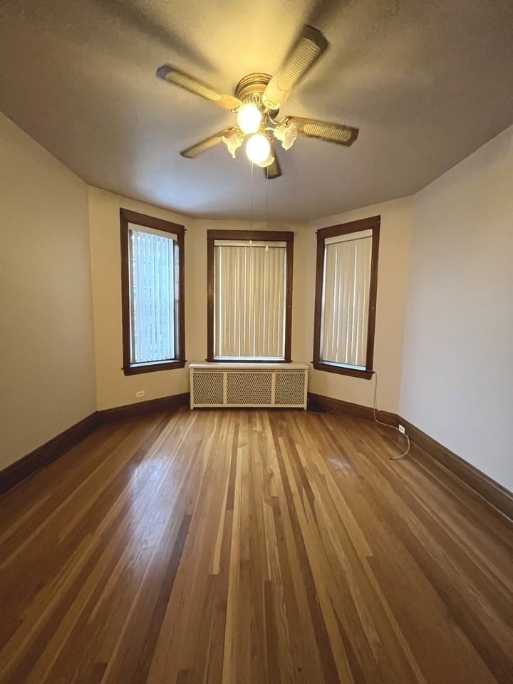 3746 N Racine Ave ##2 - Photo 7 of 14