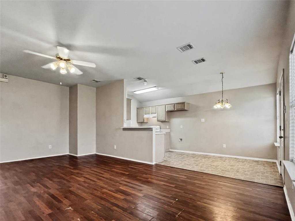 1612 Audrey Dr - Photo 3 of 13